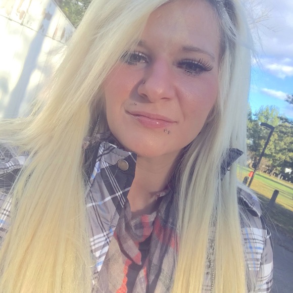 Meet your Posher, Posh - Picture 1 of 1